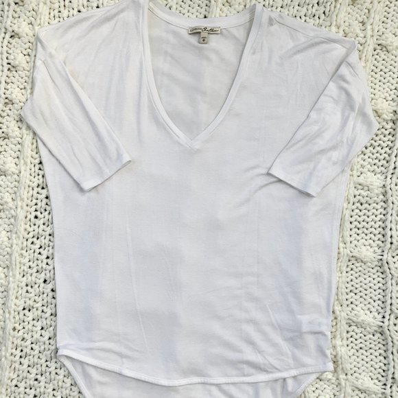 Express Mid Sleeve Tee - Picture 2 of 4